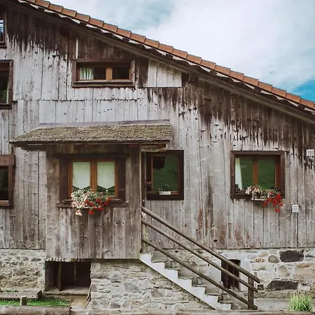 La Ferme Des Cousines * Saint-Sigismond (Haute-Savoie)
